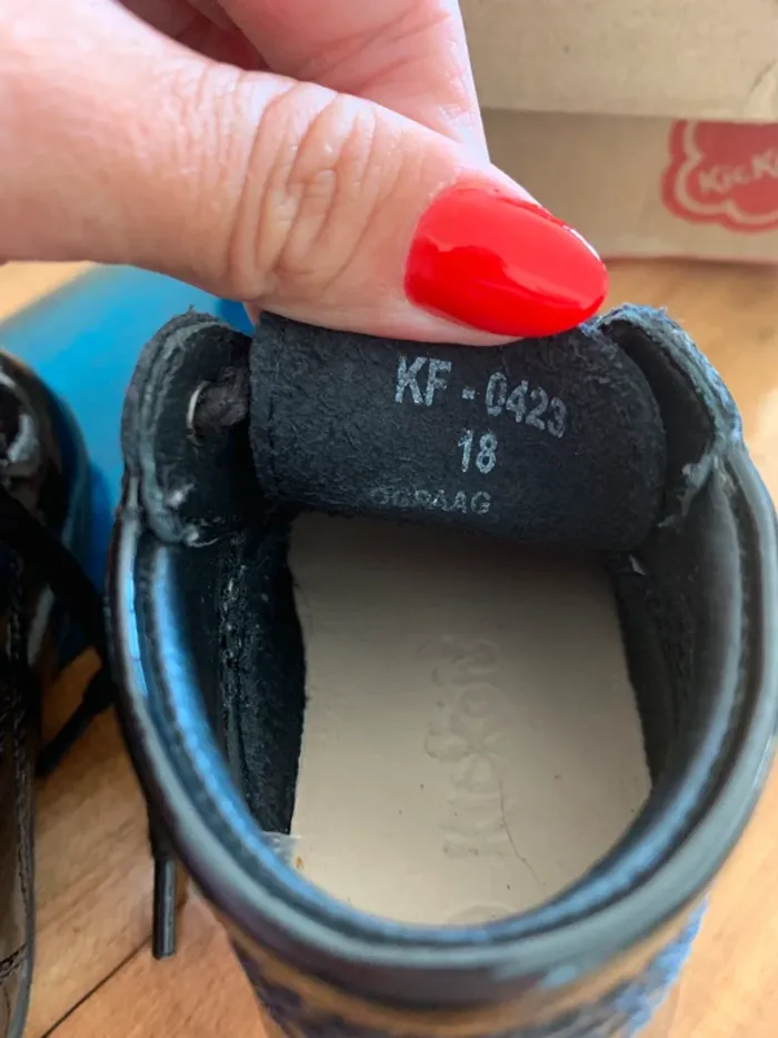 Bottines premiers pas Kickers taille 18 - photo numéro 6
