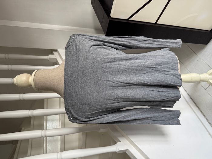 Blouse manches longues La Redoute grise à sequins argentés aux épaules - photo numéro 4
