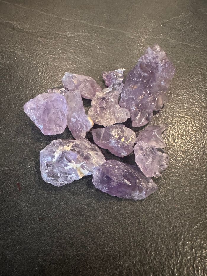 Lot de 255 g d’améthyste brute – pierres naturelles violettes - photo numéro 3