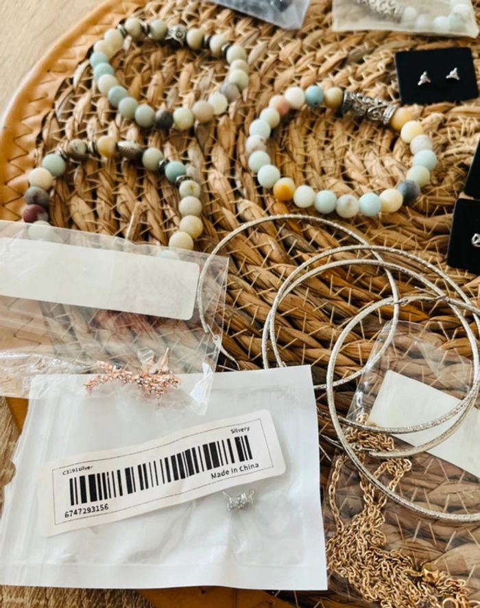 Lot boucles d’oreilles / bracelets etc - photo numéro 2