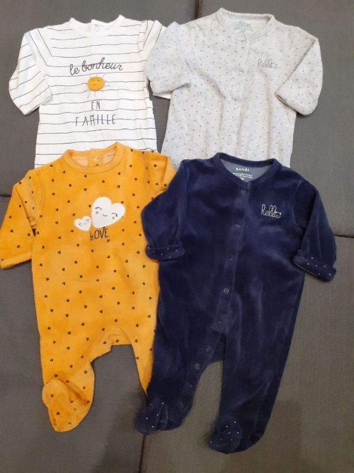 Lot de 4 dors bien, 3mois, fille ou garçon