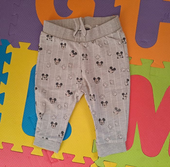 Ensemble pantalon pull Mickey gris clair, Disney baby, taille 9/12 mois (78 cm) - photo numéro 6
