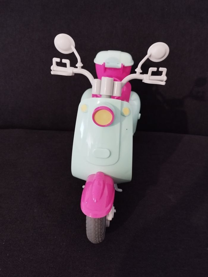 Scooter Barbie - photo numéro 2