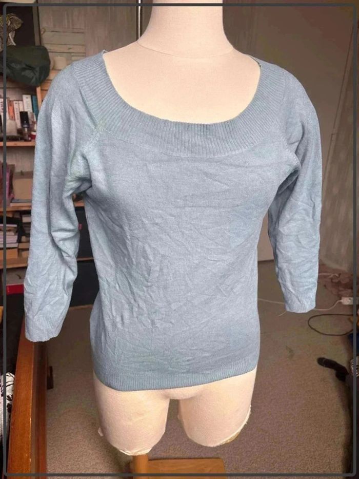 Pull col rond taille 42/44 marque in extenso