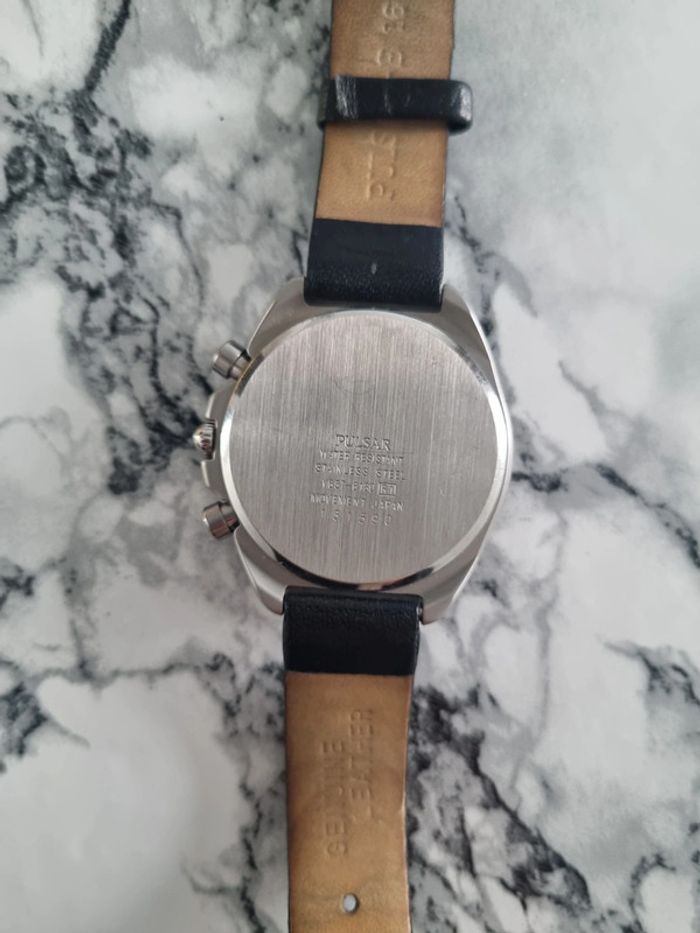 Montre en cuir et metal argenté Pulsar - photo numéro 9