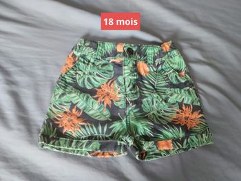 Short taille 18 mois