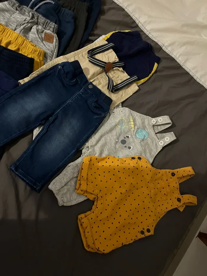 Lot pantalon 6 mois - photo numéro 3