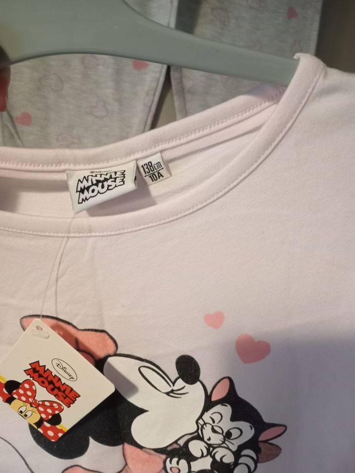 Pyjama Minnie taille 10ans neuf Vertbaudet - photo numéro 3