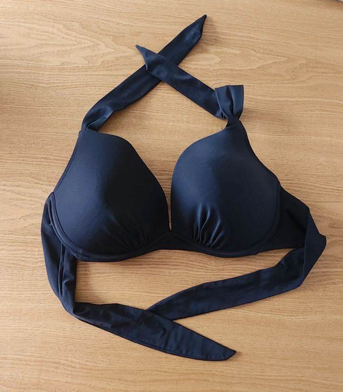 Haut de maillot de bain noir coques push up Elena noué dans le cou 95E Olaian Décathlon