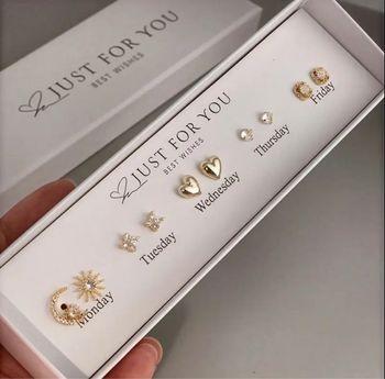 Set de boucles d'oreilles - 5 paires pour toute la semaine