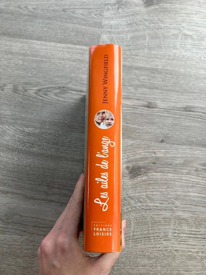 Roman - Les ailes de l'ange de Jenny Wingfield - photo numéro 3