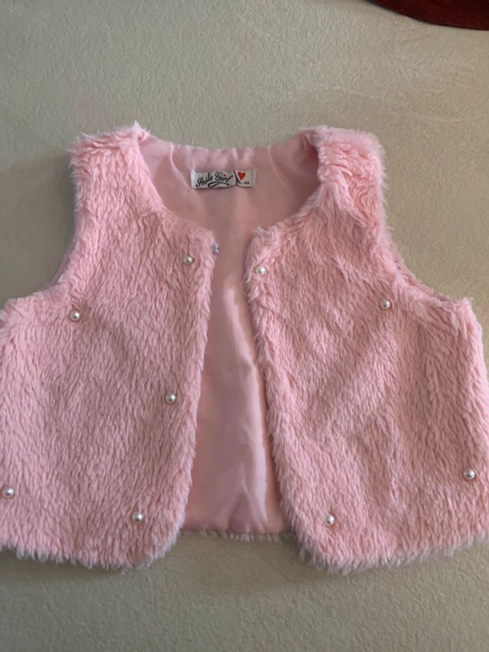 Gilet sans manche rose 4 ans