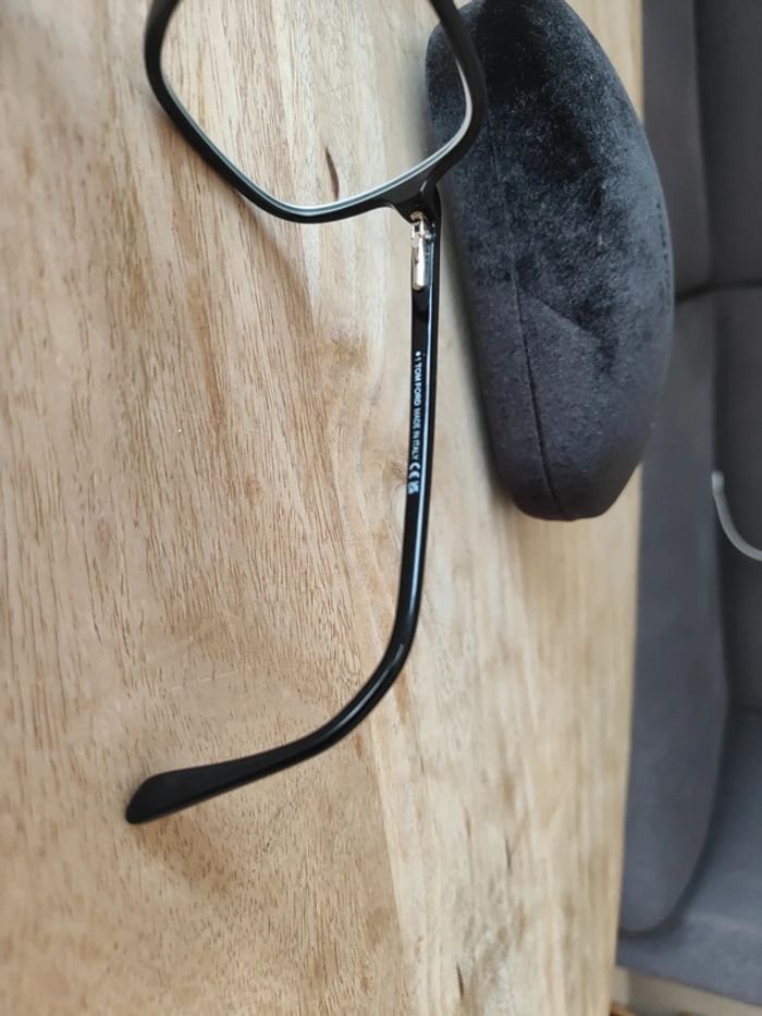 Monture lunette Tom Ford comme neuve - photo numéro 6