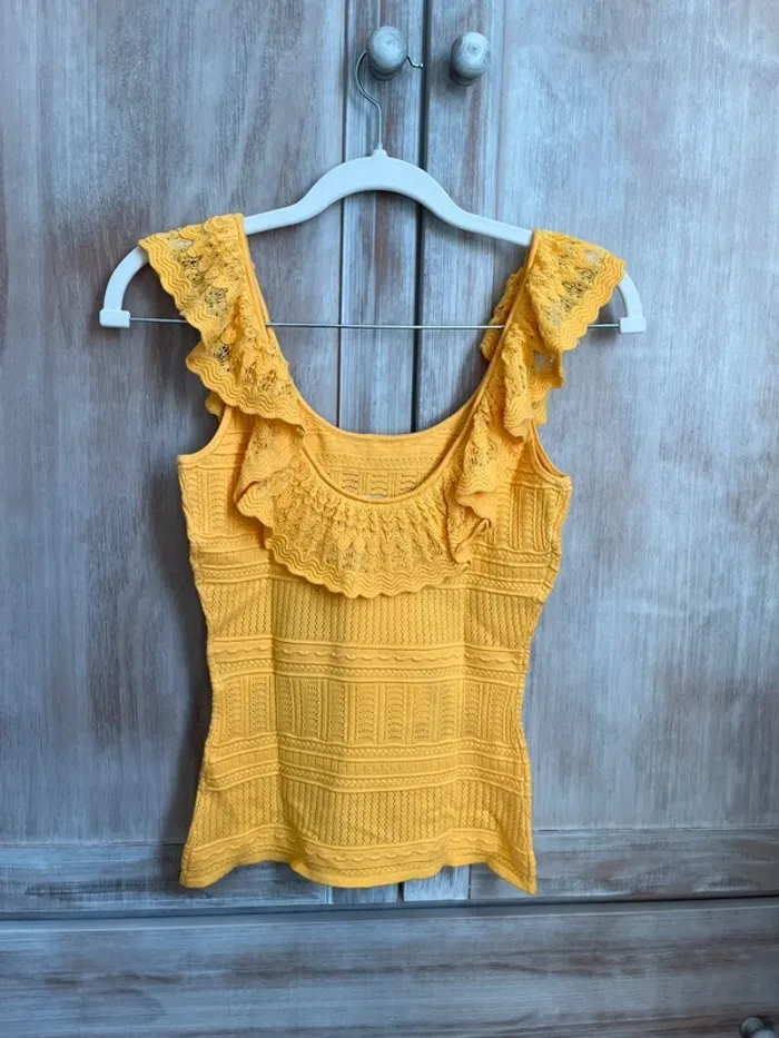 Top Lina t. 34 - photo numéro 3