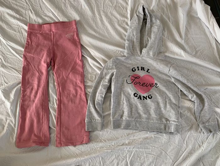 Lot vêtements sport 5/6ans