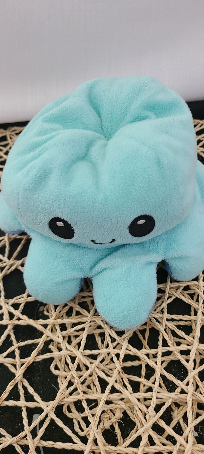 Peluche Octopu Double Face Peluche pieuvre réversible - photo numéro 2