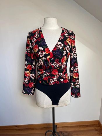 Beau Body fleuri Zara 🌸 M 38