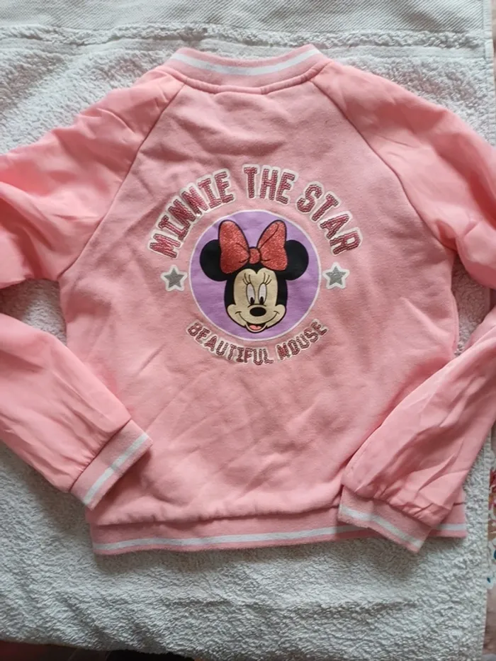 Veste style bomber rose poudre motif minnie