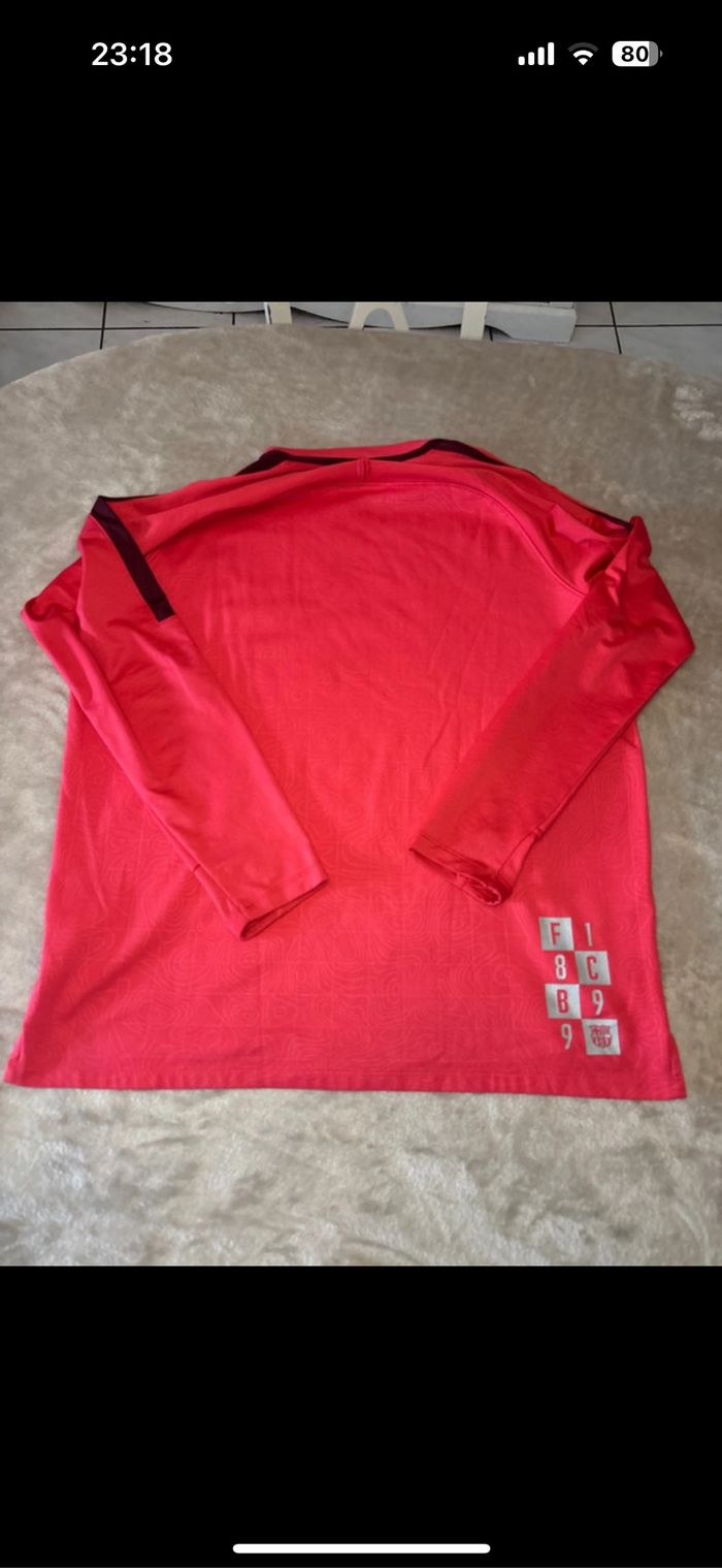 Pull à manches longues FC Barcelone taille XL - photo numéro 3