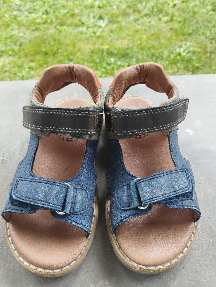 Sandales taille 26