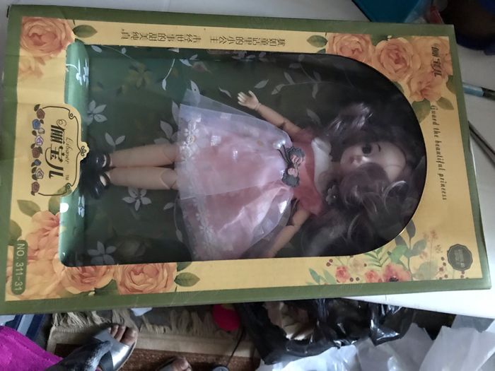 Poupée vintage neuf