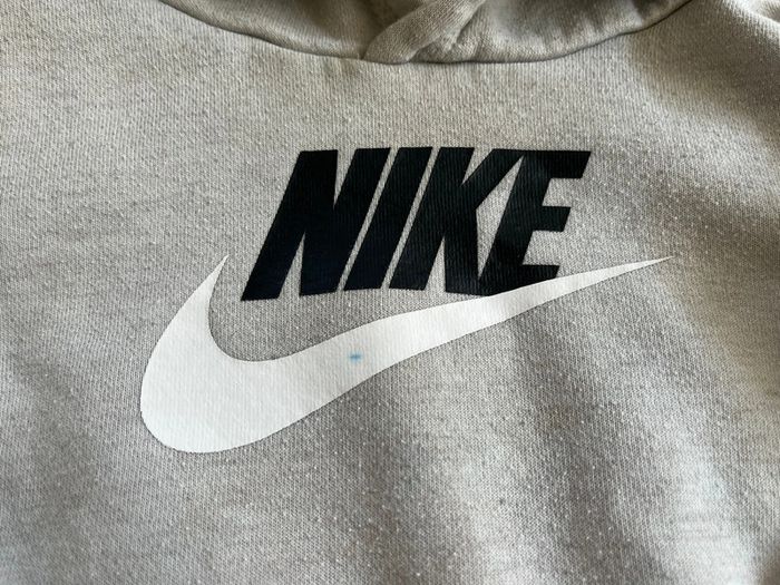 Pull sweat à capuche Nike taille 24 mois - photo numéro 2