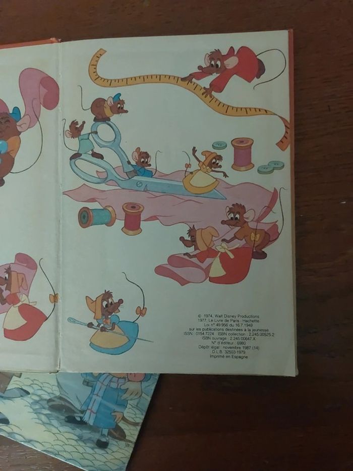 Livre disney années 80 - Club du livre Mickey - photo numéro 4