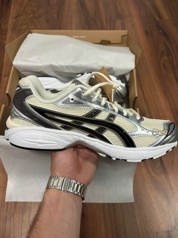 Asics Gel-Kayano 14 Taille 45 - photo numéro 5