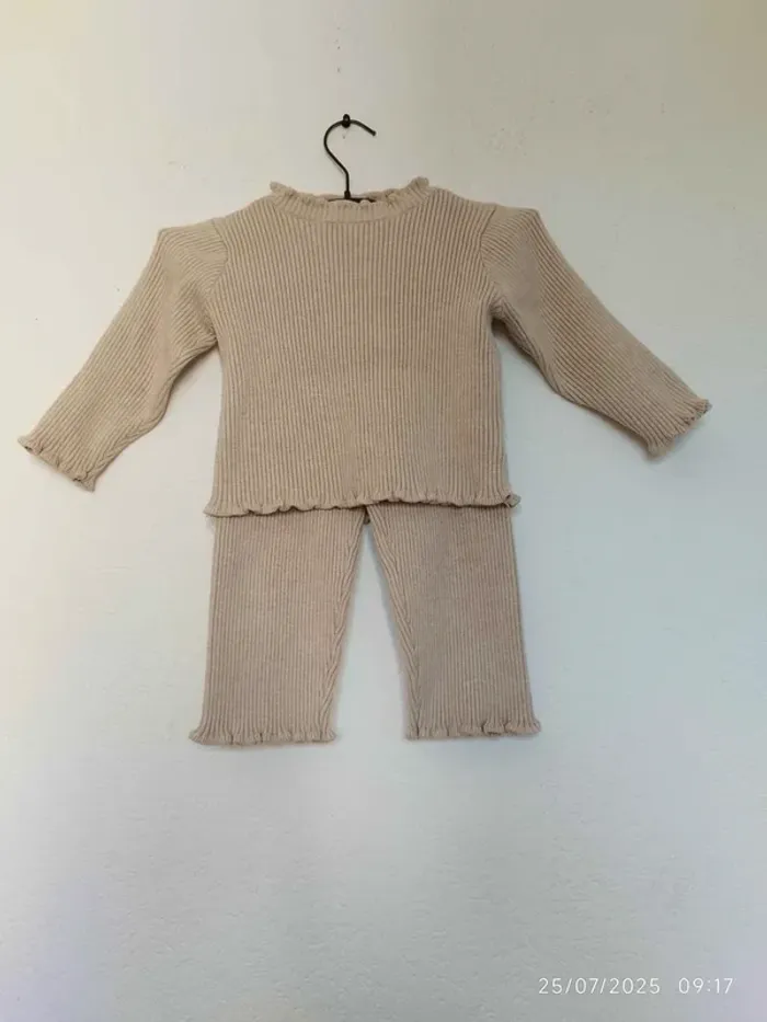 ensemble pour bébé fille 18/24 mois