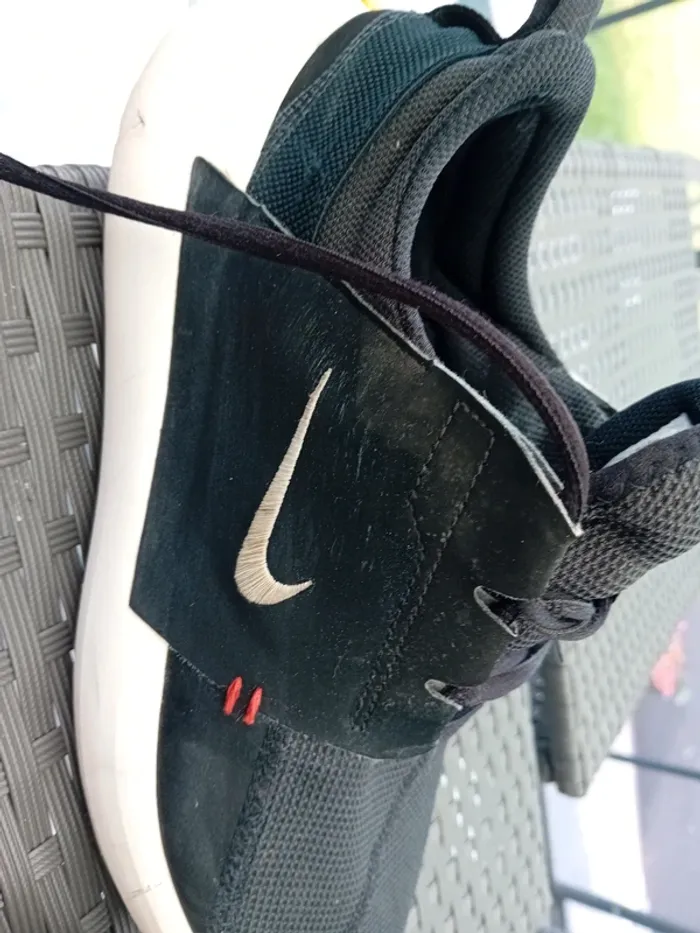 Baskets nike en toile - photo numéro 3