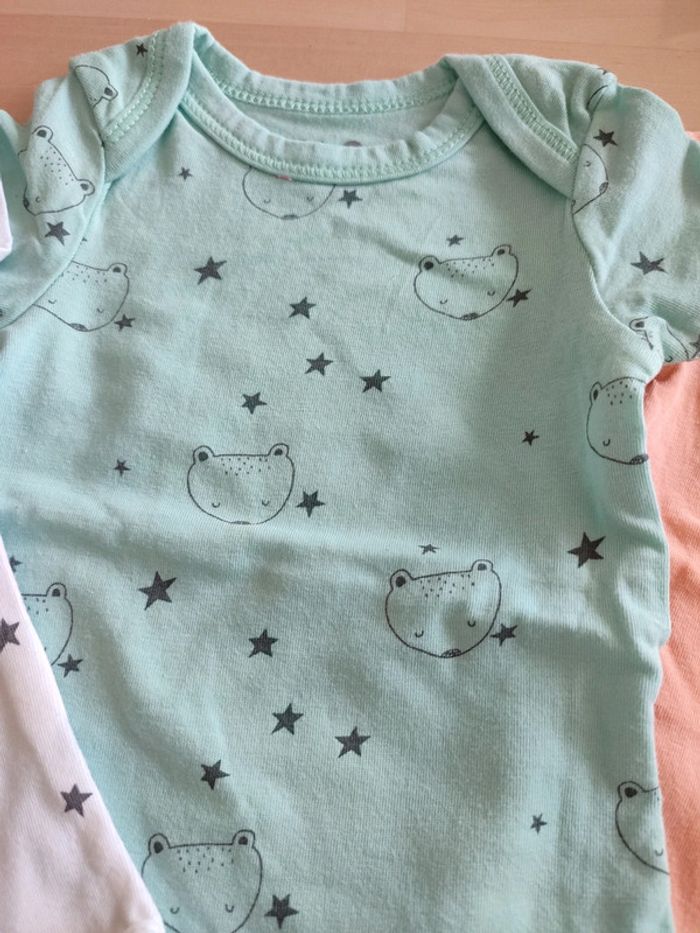 Lot de 3 bodies MC TAO neuf - photo numéro 4