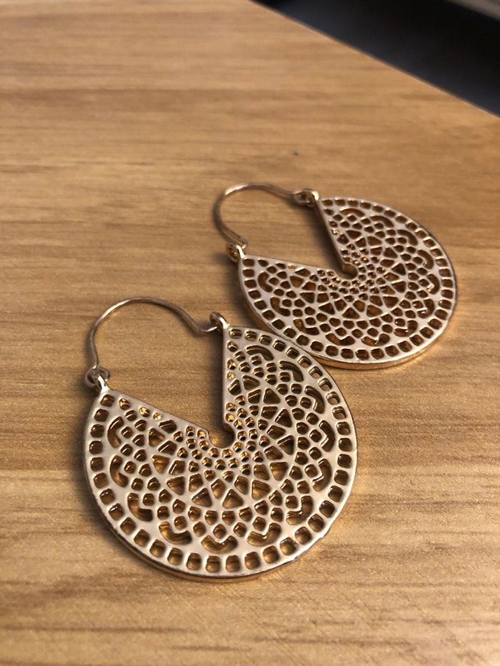 Boucle d’oreille style ethnique