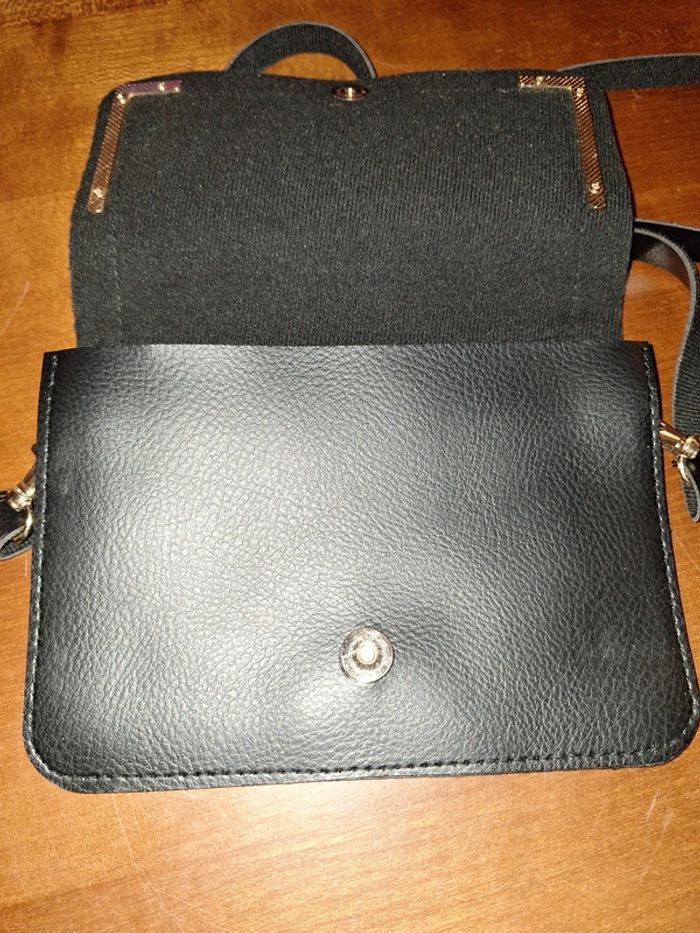 Pochette noire et doree - photo numéro 3