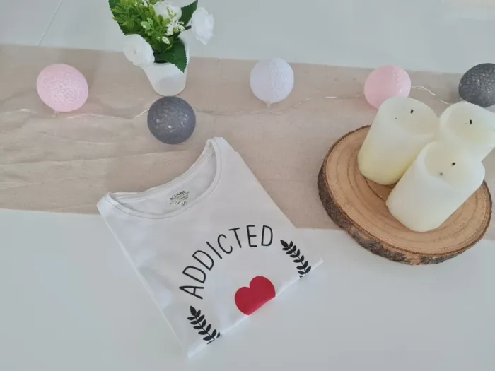 ● 4 ans ● Tee-shirt - photo numéro 3