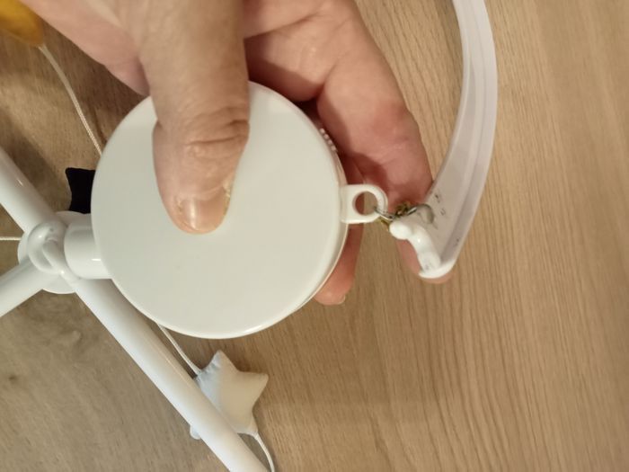 Suspension + mobile musical baleine et étoiles Verbaudet - photo numéro 7