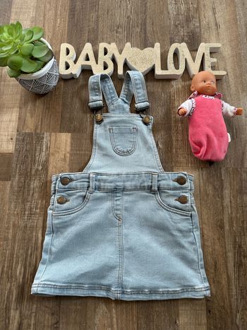 - Robe Tissaia (F) - 3 ans - Très bon état