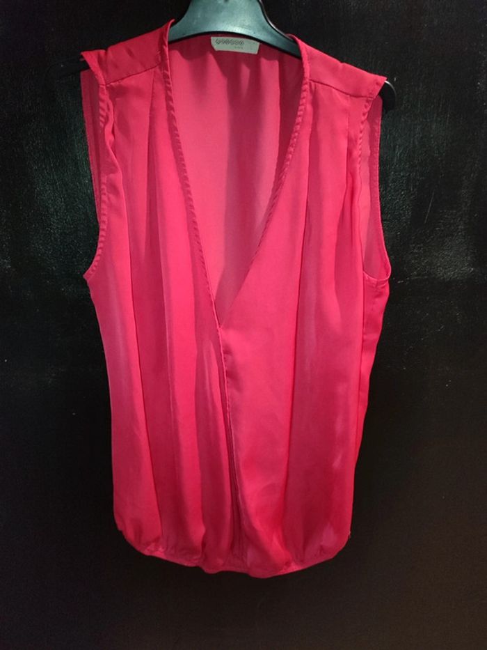 Haut sans manche