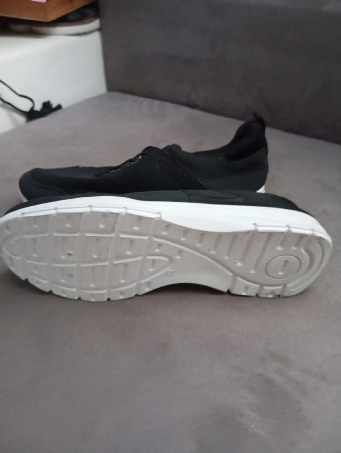 Baskets homme pointure 42 - photo numéro 3