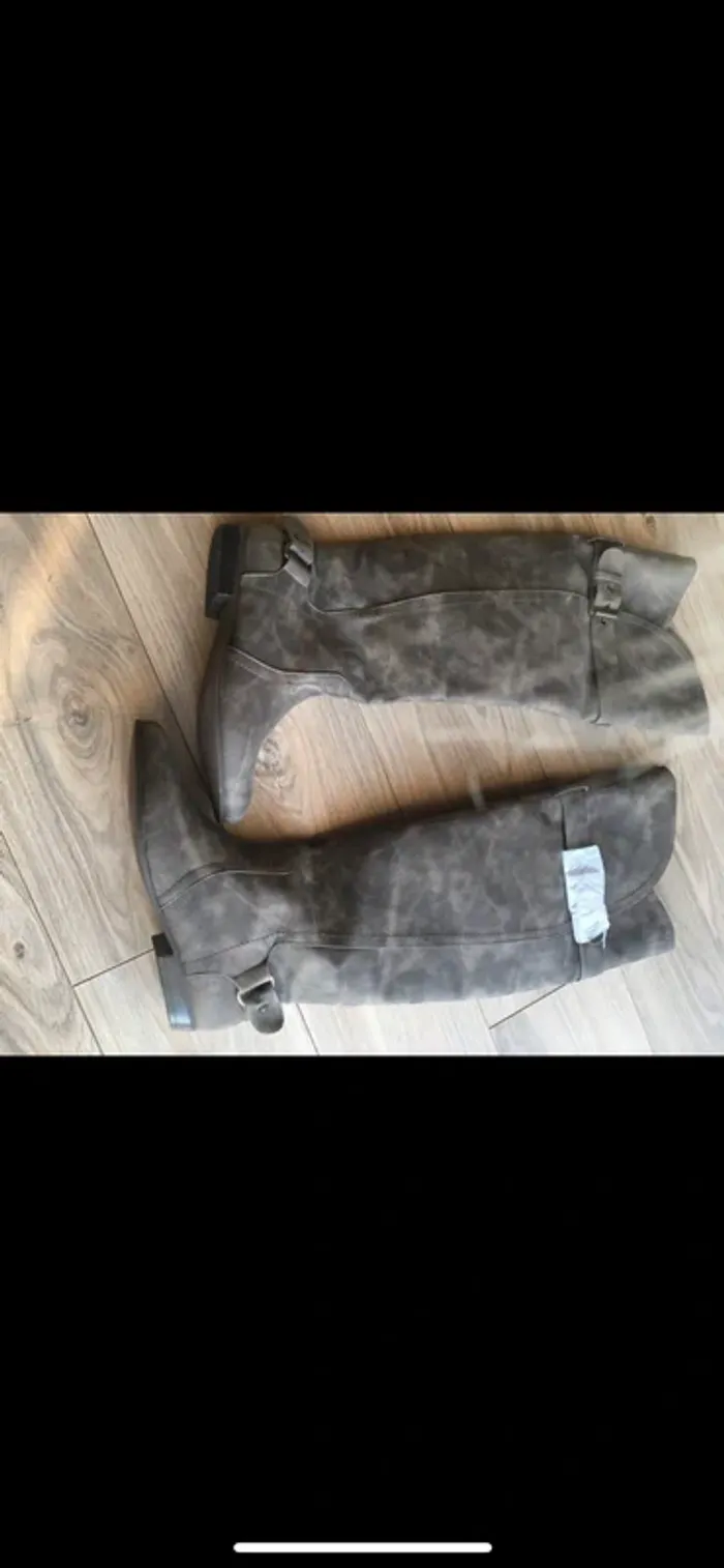 superbe paire de botte neuve 38 JustFab