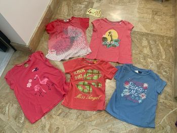 Lot t shirts 4 ans