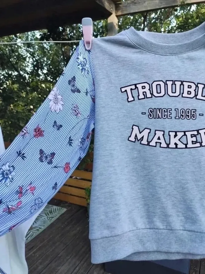 Pull sweat manches fantaisie Jennyfer XS - photo numéro 2