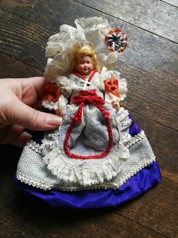 Poupée folklorique bretonne de collection