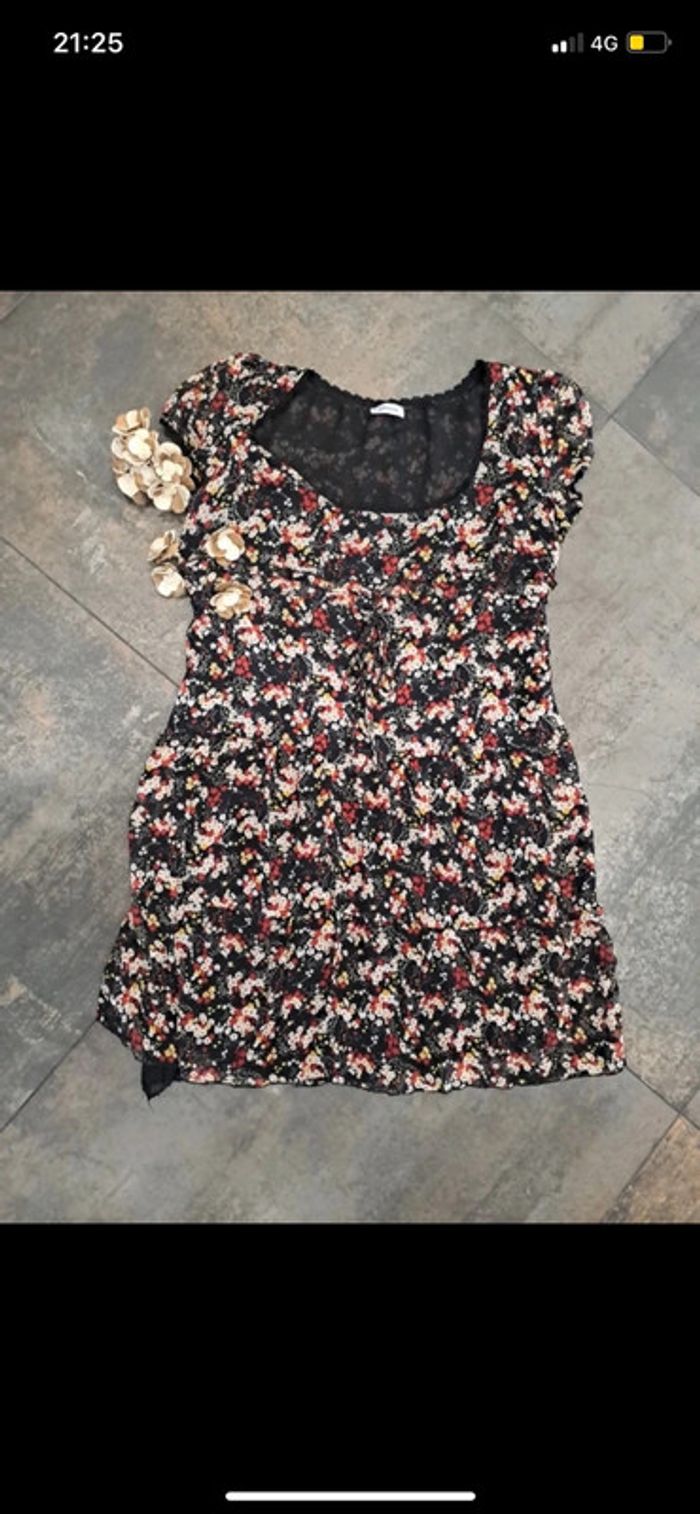 Robe fleurie - photo numéro 3