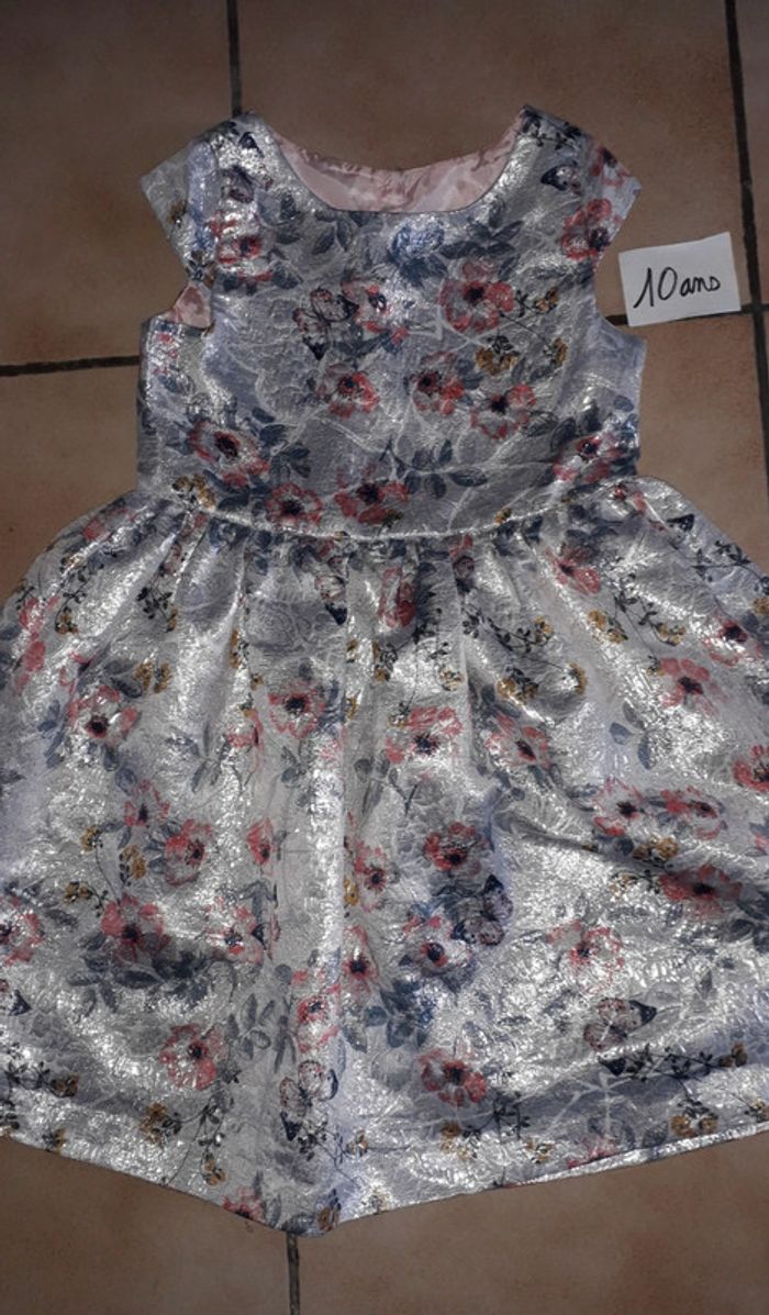 Robe 10 ans - photo numéro 2