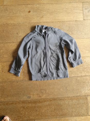 Gilet à capuche