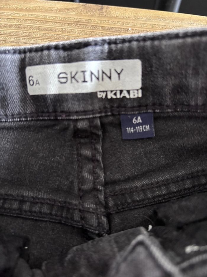 Jean noir skinny Kiabi 6 ans - photo numéro 4