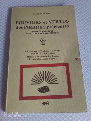 Pouvoirs et vertus des pierres précieuses jacques bersez