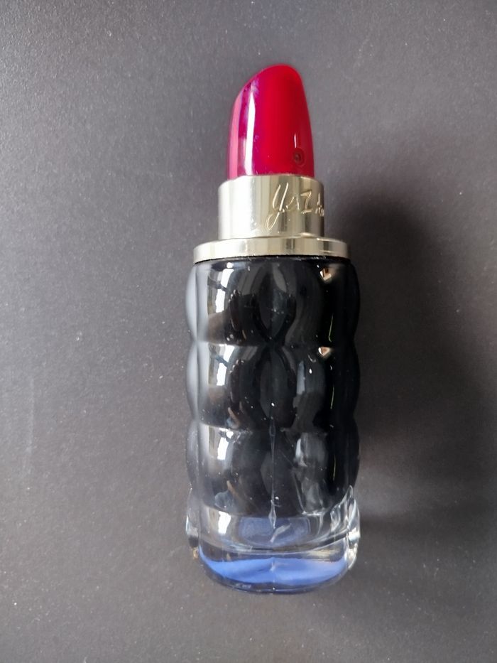 Collection parfum vide Yes i am