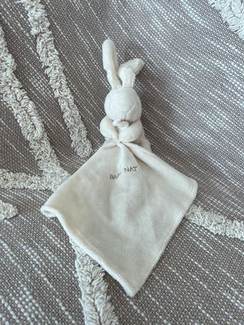 Peluche doudou mouchoir 16cm Babynat lapin blanc beige très bon état