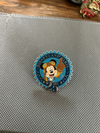 Pins Mickey